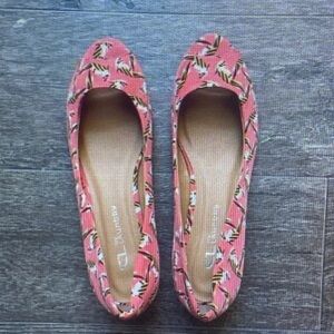 LAST CHANCE CL by Laundry Coral Bird Patterned Low Heels Peep Toe